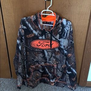 Legendary white tails hoodie !